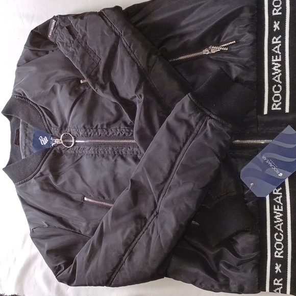 ♠BLACK ROCAWEAR LOGO BOMBER JACKET - Picture 7 of 14
